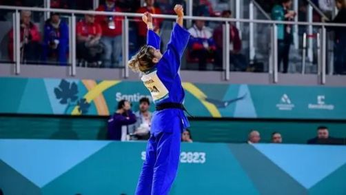 Larissa Pimenta foi uma das medalhistas do Brasil