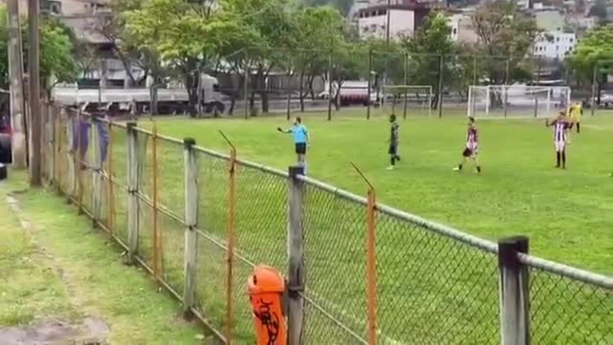 Técnico agride árbitro em Minas Gerais