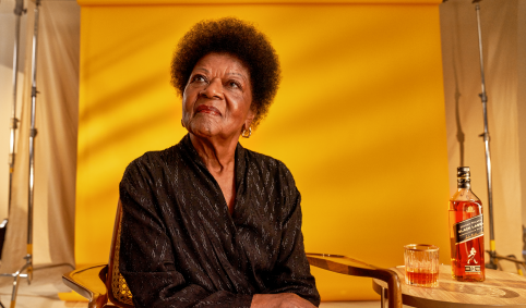 A cantora Alaíde Costa.