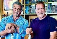 Arnold Schwarzenegger conta que ele e Sylvester Stallone tentaram se sabotar no auge de suas carreiras