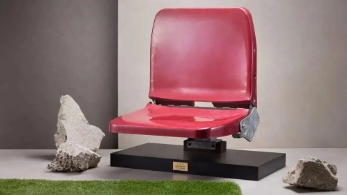 Assento do Camp Nou que está sendo vendido pelo Barcelona