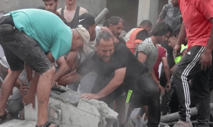 Campo de refugiados palestinos em Gaza é atingido por ataque aéreo de Israel
