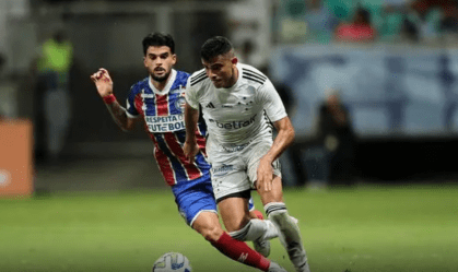 Cruzeiro recebe Bahia em confronto direto no Brasileiro