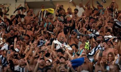 Torcida do Botafogo presente no Maracanã