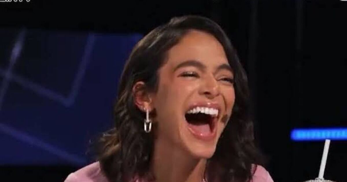 Bruna Marquezine não cita nome mas ri ao ser questionada sobre "livramento"  | CNN Brasil