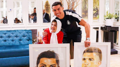 Cristiano Ronaldo com fã do Irã