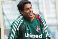 Ex-goleiro revela prepotência do Fluminense na Libertadores de 2008
