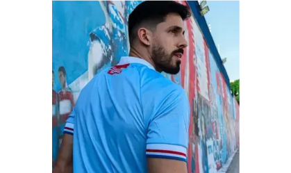 Uniforme do Fortaleza em homenagem ao Uruguai, país que recebe a final da Copa Sul-Americana contra a LDU