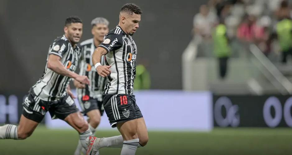 hulk e paulinho
