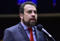 Boulos procura se afastar da polêmica sobre Israel