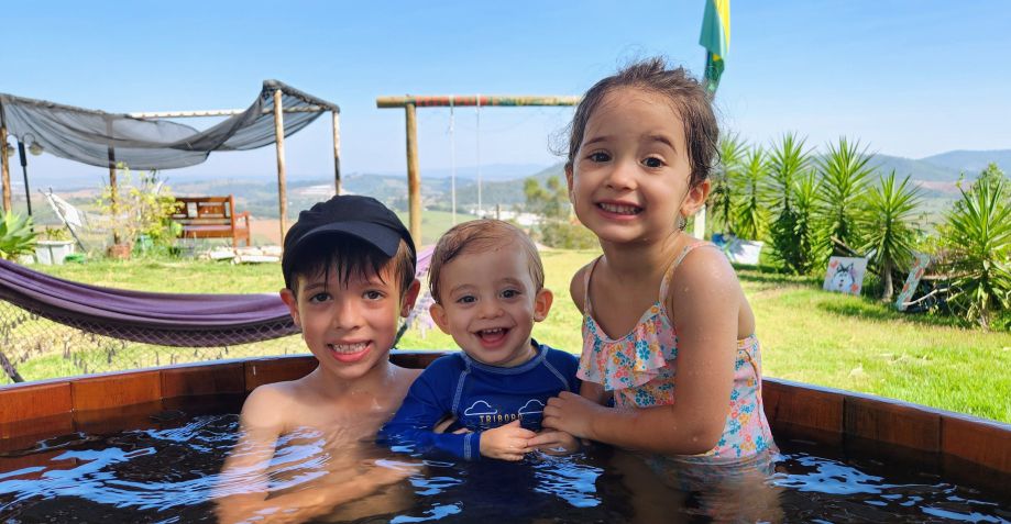 Theo, Yuri e Lis/ Divulgação