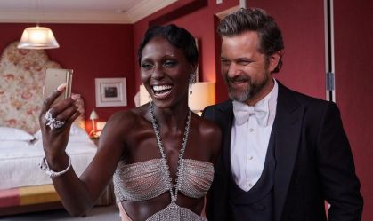 Jodie Turner-Smith pede divórcio de Joshua Jackson por "diferenças irreconciliáveis", diz revista