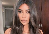 Kim Kardashian confunde bandeira da Palestina com a do Brasil