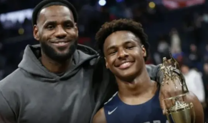 Basquete: LeBron James garante filho em quadra após parada cardíaca