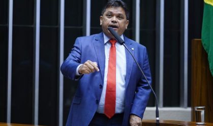 Deputado demite apoiador do Hamas que encontrou ministro Alexandre Padilha