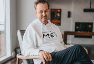 Estoque da biografia de Matthew Perry esgota no Brasil após morte do ator