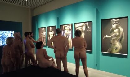 Museu de Barcelona abre suas portas a visitantes nus