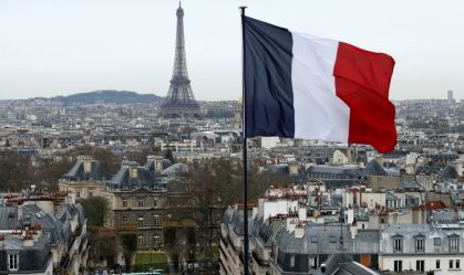 Ingresso para visitar a Torre Eiffel vai ficar mais caro; entenda