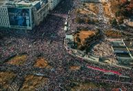 Oposição polonesa realiza grande comício em Varsóvia antes das eleições