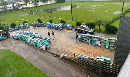 PRF apreende 25 toneladas de maconha na Grande Florianópolis
