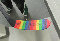 Liga de hóquei dos EUA reverte proibição de símbolo de apoio LGBTQIA+