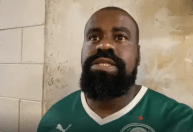 Torcedor do Palmeiras acusa dirigente do Boca de racismo: “Não dá pra aceitar”