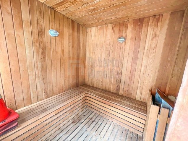 Apartamento possui sauna privativa / Roberto Almeida/Divulgação