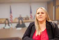 Juíza pode perder cargo por zombar de advogados, testemunhas e jurados durante julgamentos nos EUA