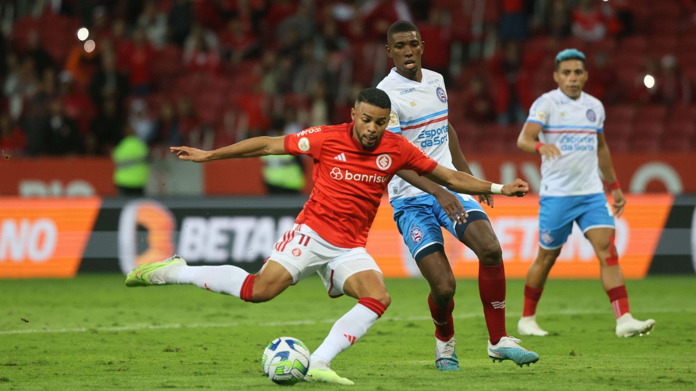 Internacional e Bahia em campo pelo primeiro turno do Brasileirão