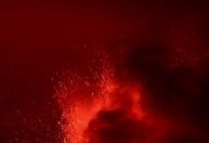 Vídeo: Etna, vulcão mais ativo da Europa, volta a entrar em erupção