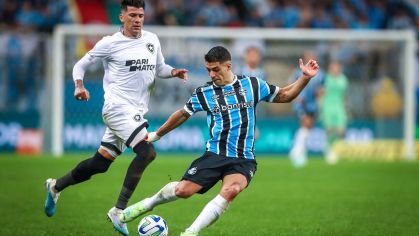 Grêmio e Botafogo em campo pelo primeiro turno do Brasileirão