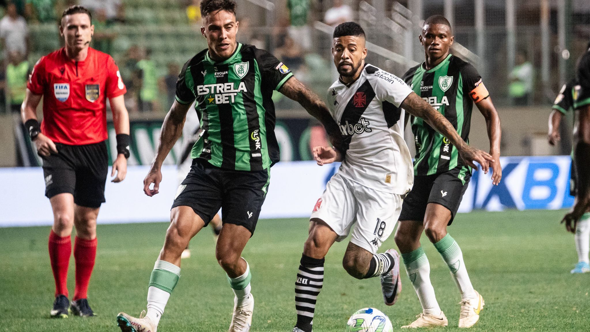 América-MG e Vasco em campo pelo primeiro turno do Brasileirão