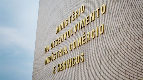 Fachada do Mdic, que rege a agenda de redução do Custo Brasil