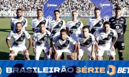 Elenco da Ponte Preta durante a Série B