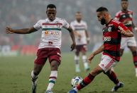 Fluminense arranca empate do Flamengo e atrapalha rival na briga pelo título