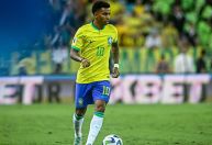 Rodrygo é alvo de racismo após discussão com Messi no Maracanã