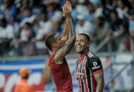 São Paulo vence com gol nos acréscimos e Bahia segue no Z4 do Brasileirão