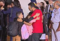 Repatriado de Gaza diz que contava para filhas que ataques de Israel eram bombas de festa de aniversário