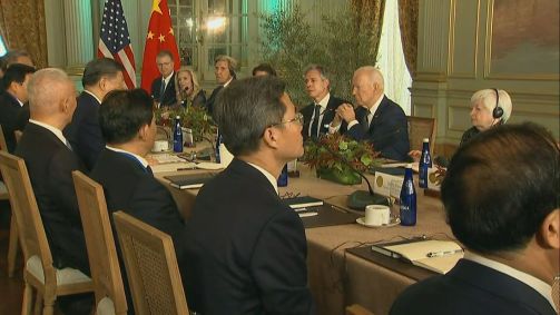 Presidentes da China e dos Estados Unidos, respectivamente Xi Jinping e Joe Biden, se encontram na Califórnia, nos EUA