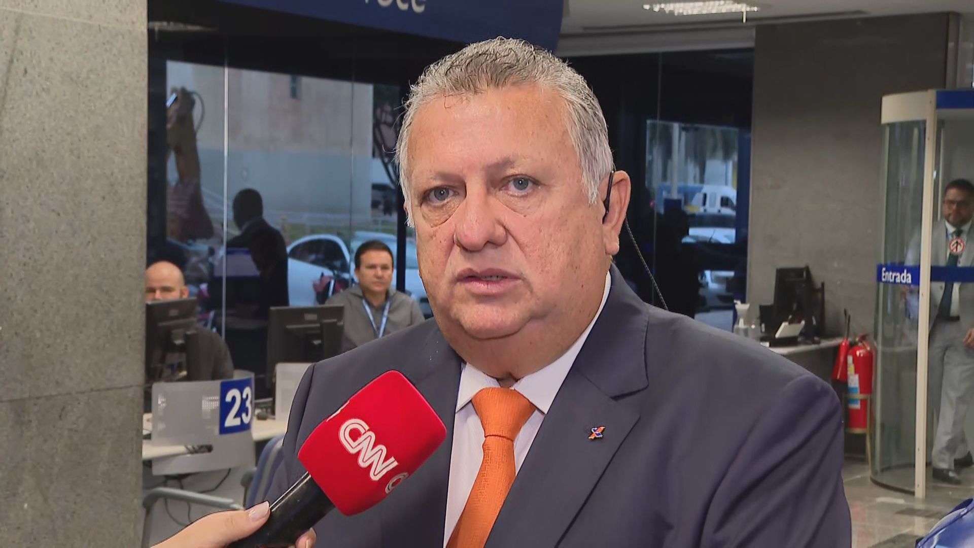 BR_CNN_221123_LIVE_CLEAN_frame_53615