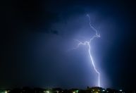 Após apagões, Enel prepara plano emergencial para tempestades