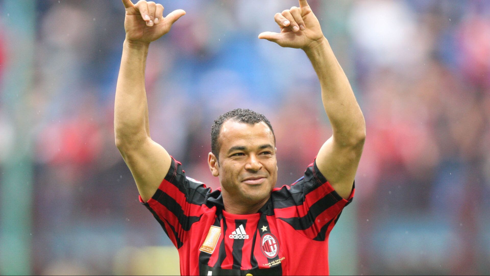 MILAN, ITALY - MAY 18: Cafu of AC Milan celebrates a goal during the Serie A match between Milan and Udinese at the Stadio Meazza San Siro on May 18, 2008 in Milan, Italy. (Photo by New Press/Getty Images)