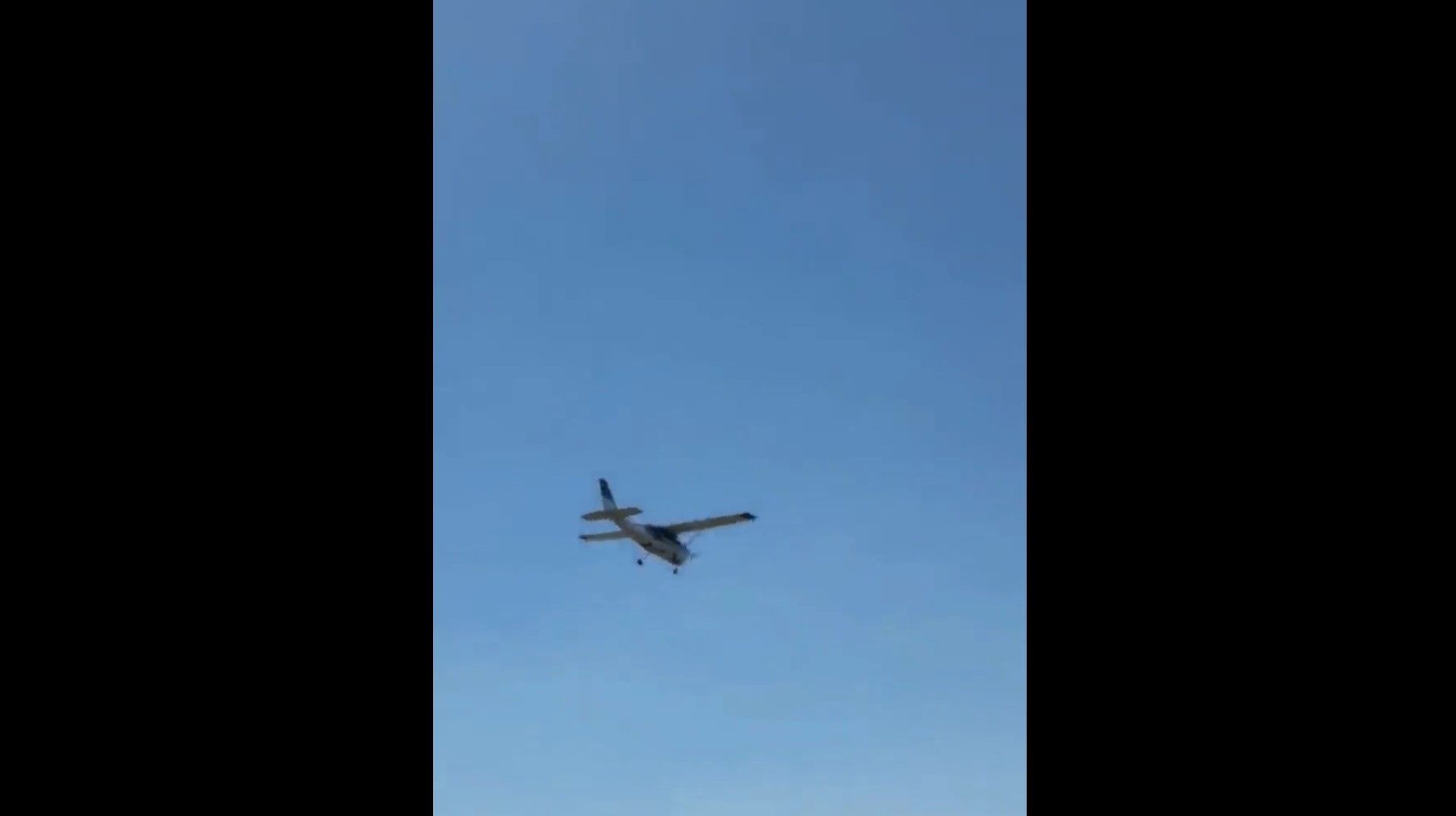Avião dos traficantes sobrevoando a propriedade do cantor Leonardo