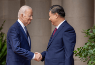 Teremos comunicação militar direta e clara com a China, diz Biden