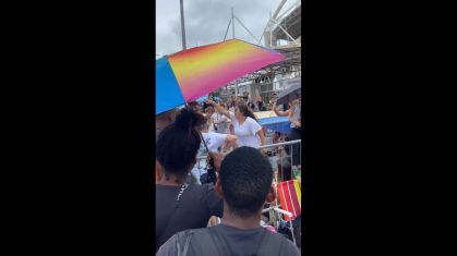 Momento da confusão na fila para o show da cantora Taylor Swift no Rio de Janeiro