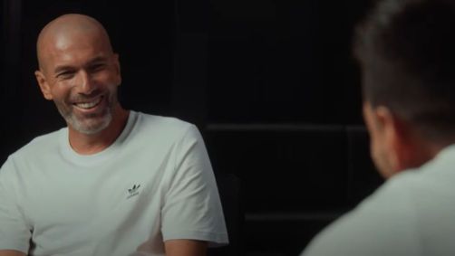 Zidane fala de ídolo na adolescência em bate-papo com Messi