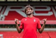 Scarpa acerta pendências na Inglaterra, e Atlético-MG prepara anúncio