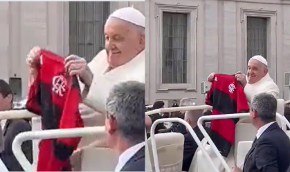 Vídeo: Papa Francisco é presenteado com uma camisa do Flamengo por torcedor