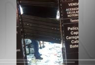 Loja na Santa Ifigênia é saqueada por usuários da Cracolândia