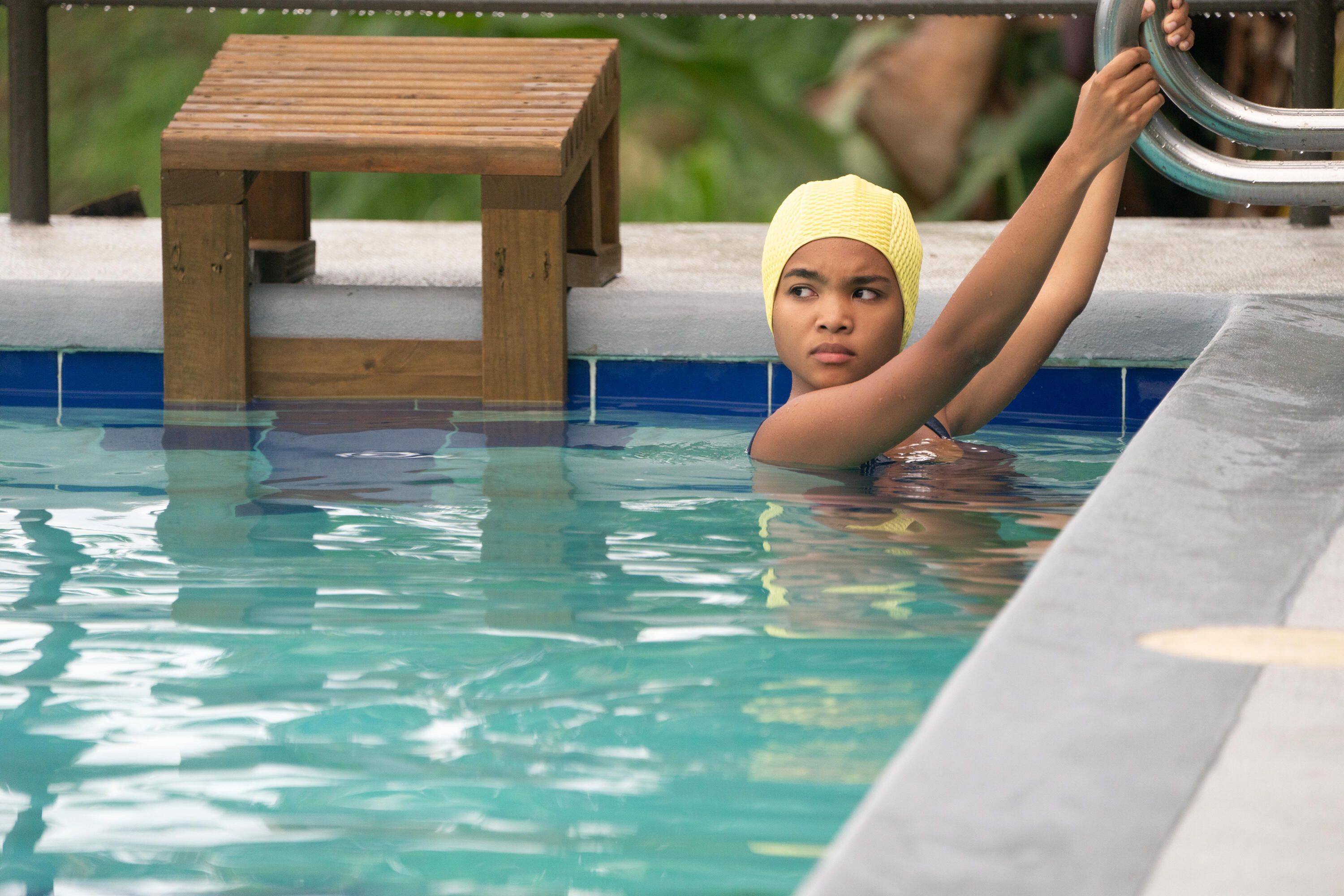 Mia Isaac em "Doce Mistério"  / James Van Evers/Hulu